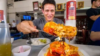Huge DEEP FRIED River Shrimp - Thai Food at Legendary Kui Mong (กุ่ยหมง) Restaurant!