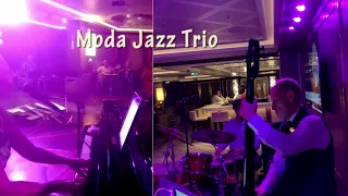 Moda Jazz - Take 5 Lounge   Enchanted Princess -  May2024