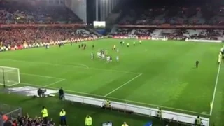Lens vs Strasbourg " Belle communion entre Ultras et joueurs "