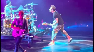 Blink-182 - Violence (Tour Debut)(Toronto 1 2023)