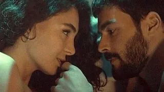 Impactante confesión de Ebru Şahin: ¡Estoy enamorado de Akın Akınözü!