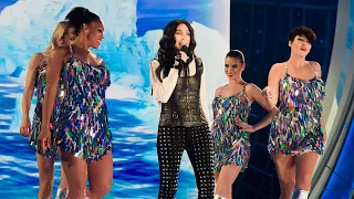 Cher - DJ Play a Christmas Song (Royal Variety Performance)