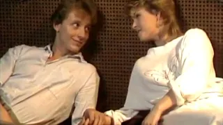 Petr Sepeši & Iveta Bartošová | Tak málo si mě všímáš | Official video | 1985