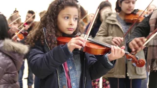 Brazilian Flash Mob in London Shopping Centre Cidade Maravilhosa