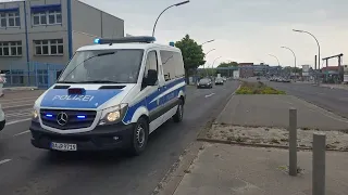 Polizei Kolone aus Bayern zu besuch in Berlin