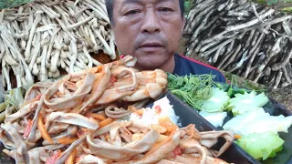 Cooking spicy 🔥mushrooms with Beans (RECIPE) Naga  Mukbang...