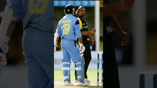 Shoaib Akhtar bowling 🥎#shorts #youtubeshorts #cricket