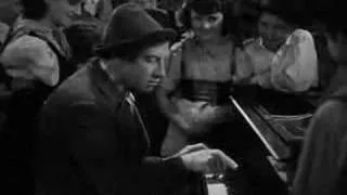 Chico Marx - All I do is dream of you (A night at the opera)