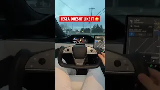 ⚠️*TRUSTS TESLA FSD*⚠️ ALMOST CRASHES 😳🛑 TESLA ALARMS GO BERSERK 😩😳 YOU Trusting THIS⁉️ #Shorts