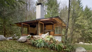 600 Square Foot Tye River Cottage Blends Perfectly With Nature