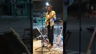 Esse é o "Zé Martins" que pediu ao bar pra cantar. Olha no que deu..., vão ficar boquiabertos 🎶🤩🎤🎼