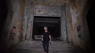 Abandoned Mansion ALONE AT NIGHT (SINGAPORE)