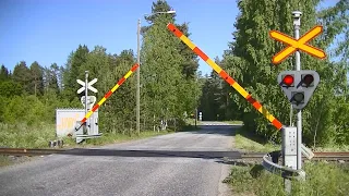 Spoorwegovergang Lehmo (FIN) // Railroad crossing // Tasoristeys