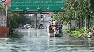 Thailand floods: Fear of flooding not over yet