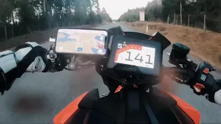 200 km/h pick-up wheelie! - KTM Superduke 1290 r 2020