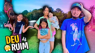 NÃO DEU TEMPO!!!PRIMEIRA VEZ DA AYLA ANDANDO DE CAVALO COM A BIANKINHA! | YU e FAMÍLIA