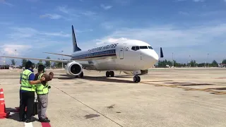 B737 Singapore Airline at Phuket International Airport by AOTGA