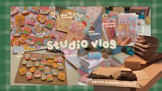 studio vlog :: making clay pins, unboxing new stickers, + packing orders