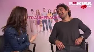 ELYAS M'BAREK + HANNAH HERZSPTUNG - Interview 'Traumfrauen'