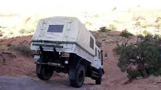 Unimog U1550L/37 decends big drops on Golden Spike