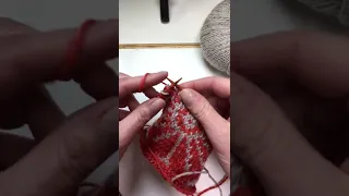 Knitting Backwards for Stranded Colorwork