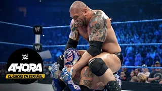 Clásicos en Español: Rey Mysterio vs Batista – Lucha Callejera: SmackDown, Dic 11, 2009