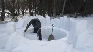 How I Build an Igloo by Myself