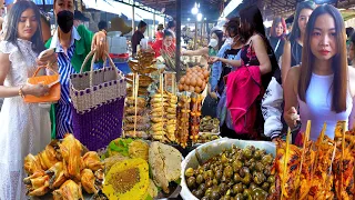 Oudong Hilldside On Meak Bochea Festival - Plenty Of Cambodian Yummy Foods