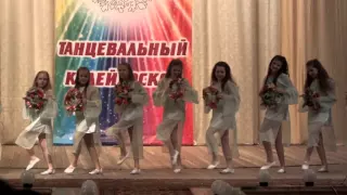 танец "Венок"  ансамбль Живые Картинки