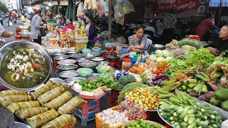 Evening food market scenes, grilled fish, dinner dishes, fresh food and fruits for sales, Phnom Penh