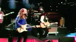 Bonnie Raitt & Roy Rogers - Gnawin' On It