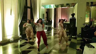 Chikni Chameli / Dance group Lakshmi /  Bollywood evening with Indian guests