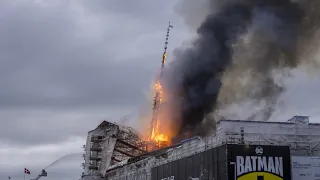 Historisches Gebäude: Großbrand zerstört Wahrzeichen von Kopenhagen