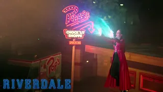 Riverdale - 6x22 - Cheryl intenta destruir el cometa