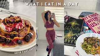 What I Eat In A Day.... kinda | Kefir Pancakes, Zoodles Bowl, Book Haul, Unboxing + more! |