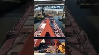 Moving a freighter down the Cuyahoga River toward Lake Erie in Clevelandssionals! Jon 😳