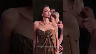 Джоли в 46 лет всё ещё неземная красавица 😮