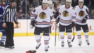 Patrick Kane records Hat Trick against Maple Leafs