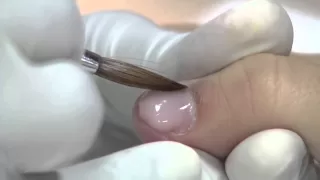 Conheça a técnica do alongamento para quem tem as unhas roídas!