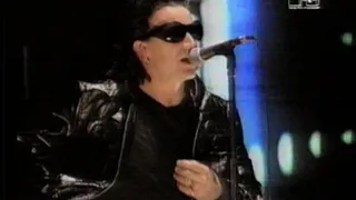 U2 - 1992-05-07 Paris multicam mix by achtungpop - poor video