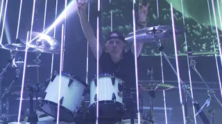 MAYBE Lars Ulrich CAN play the double kick in Lux Æterna #metallica