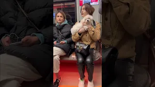 🇷🇺 Beautiful girls in the Moscow metro 🚇👍🔥