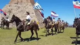 Intendente Caraballo en la Meseta de Artigas