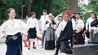 藏族舞蹈《吉祥八宝》