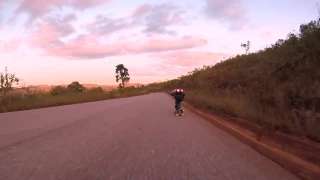 Shark hills Downhill Skateboard Speed Thiago Lessa World Champion