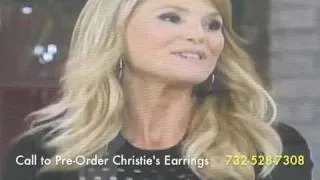 Christie Brinkley Shops at What to Wear Boutique.m4v