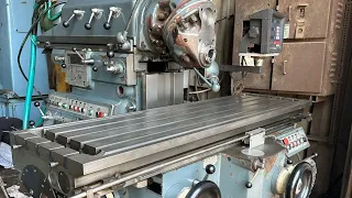 Huron NU5 Milling Machine