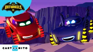 Batman, Robin and Joker at the Beach  | Batwheels |  Cartoonito  | Cartoons for Kids