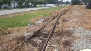 Idiot Drivers in Miami or Narrow Gauge Railroad ?