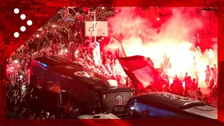 Il Milan vince lo scudetto, l'arrivo del pullman a Casa Milan: le immagini dall'alto